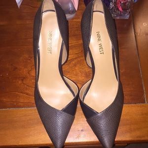 Women’s pump